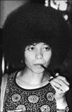 Анджела Ивонна Дэвис